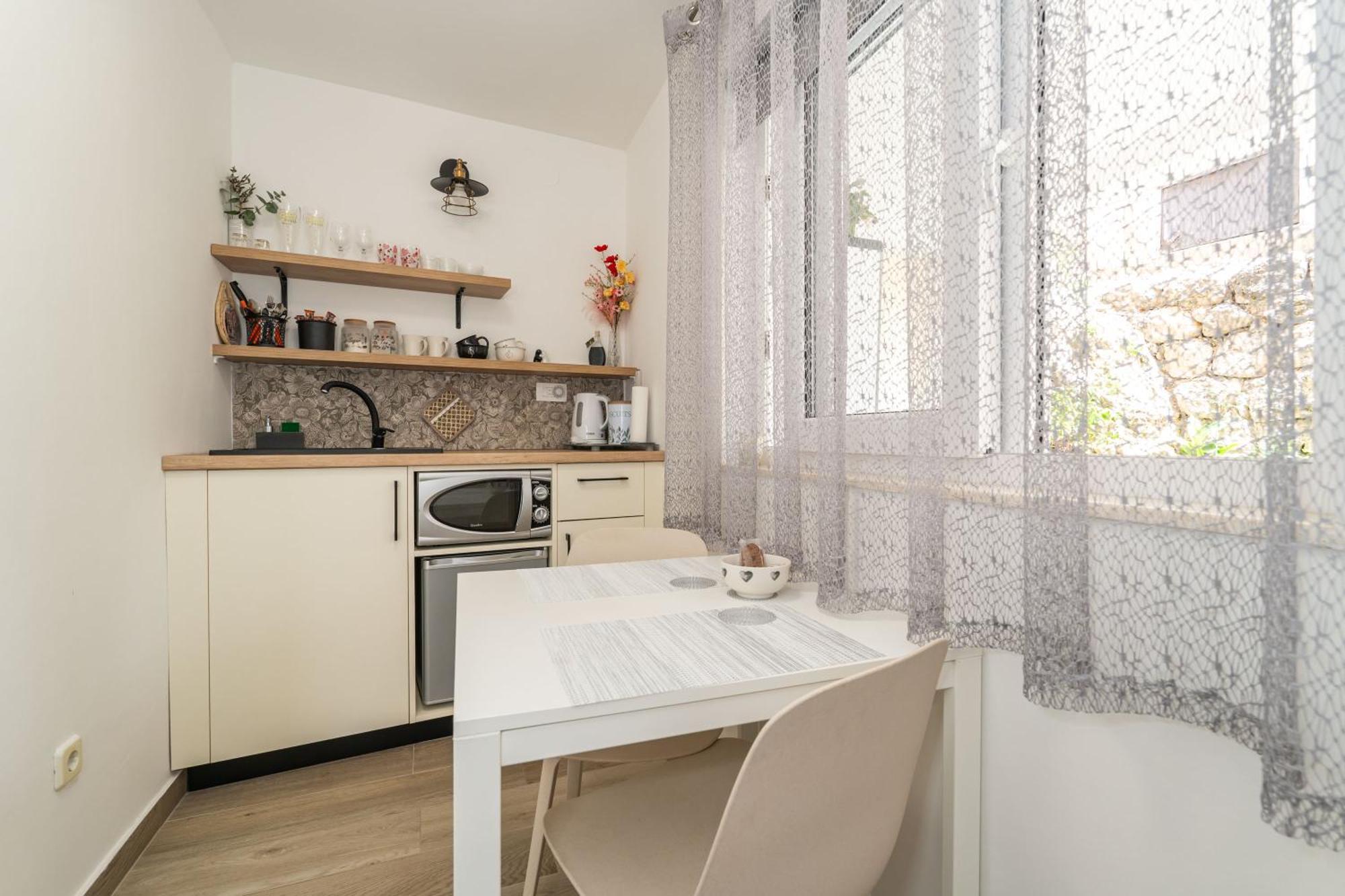 Maro Apartment